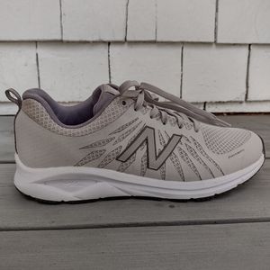 New Balance RevLite Fantom Fit sneakers - Women's size 9